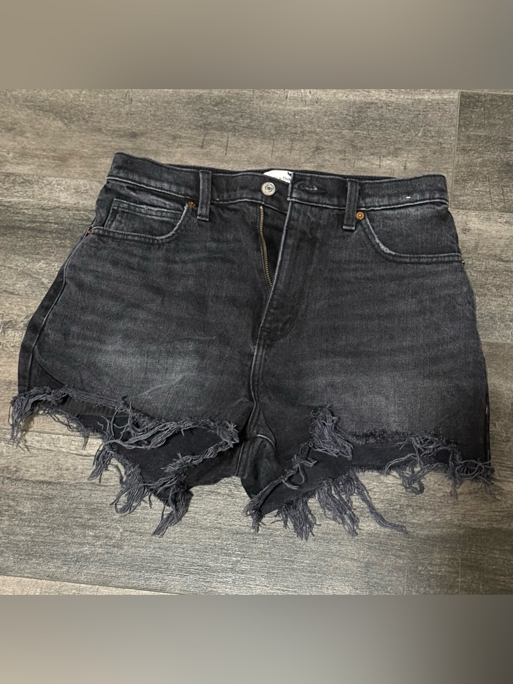 Abercrombie & Fitch Curve Love Ultra High Rise Mom shorts